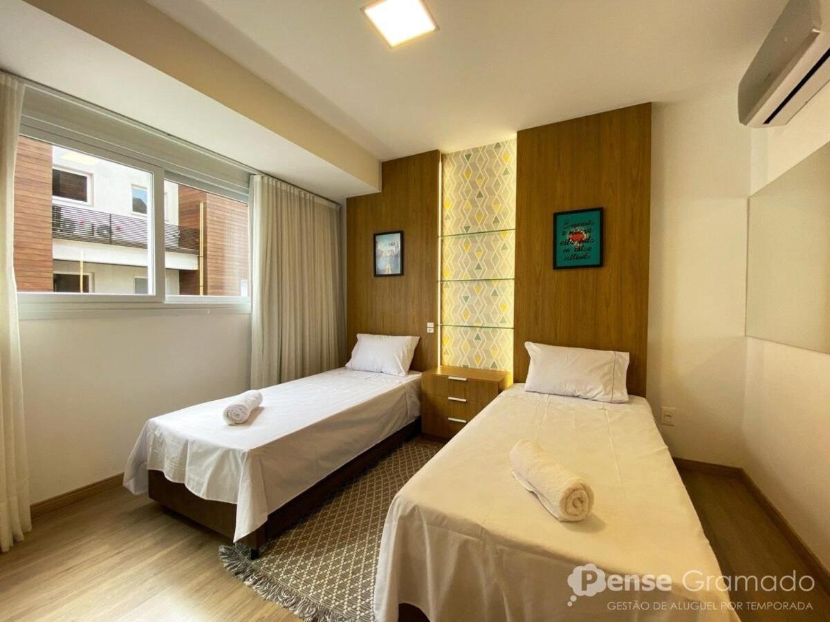 Apartamento 2 Suites - 650M Da Rua Coberta Gramado Kültér fotó